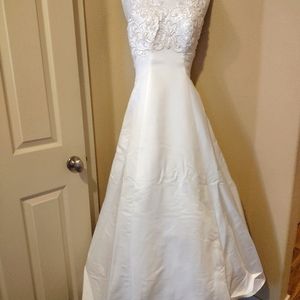Wedding Dress, Bridal Gown, Lace & beaded